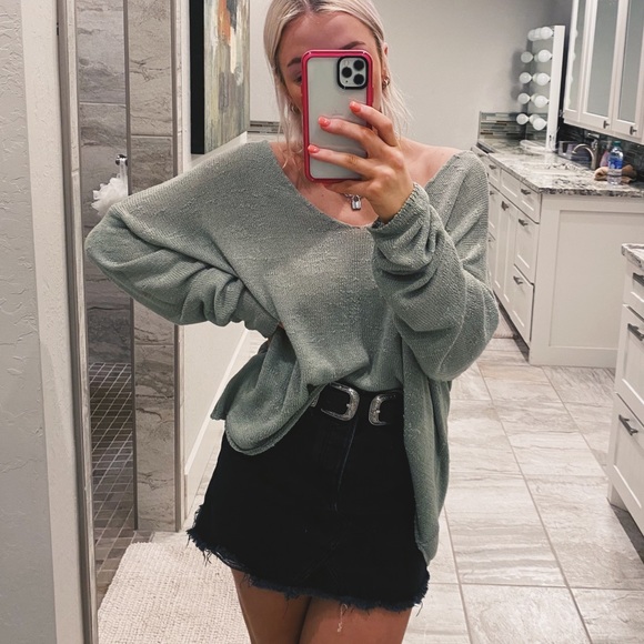 Forever 21 Sweaters - green cozy knit sweater